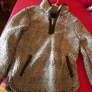 SUPER COZY SHERPA sweatshirt!